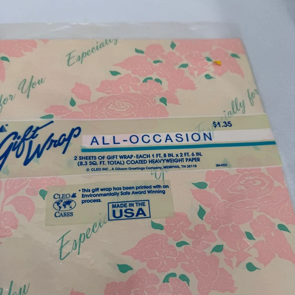 cleo gift wrap